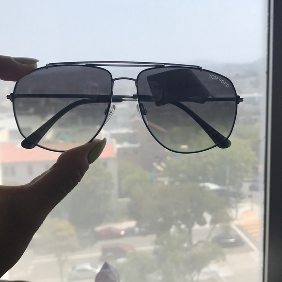 Tom Ford Georges Sunglasses - Picture 2 of 6